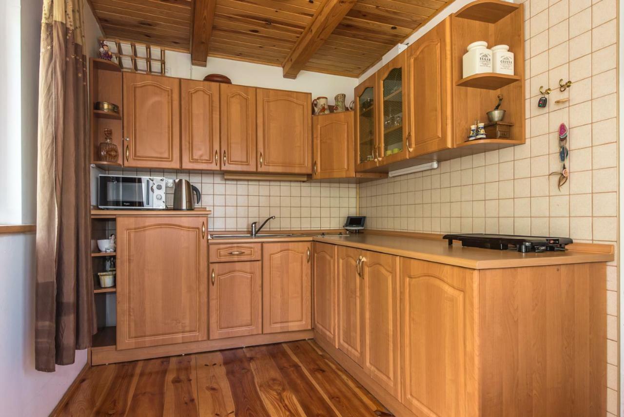 Dom Nad Jeziorem Sapowice Exteriér fotografie
