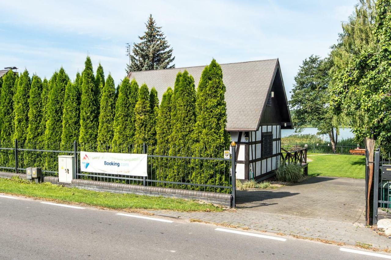 Dom Nad Jeziorem Sapowice Exteriér fotografie